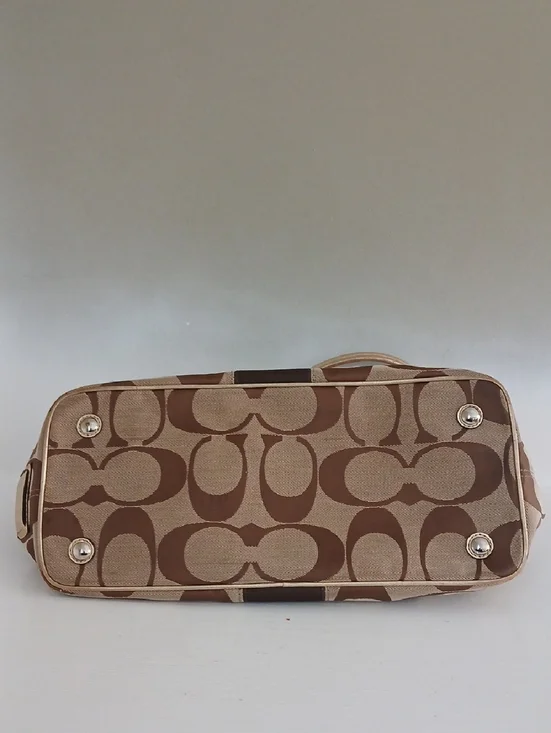 Coach Signature Brown Canvas Tote with Kiss Lock - Picture 4 of 7